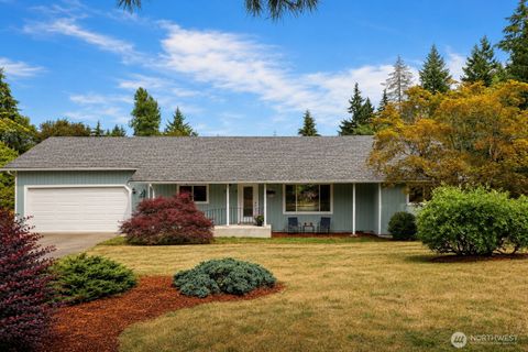 Photo of 8410 Kaster Drive NE, Bremerton, WA 98311 (MLS # 2557482)