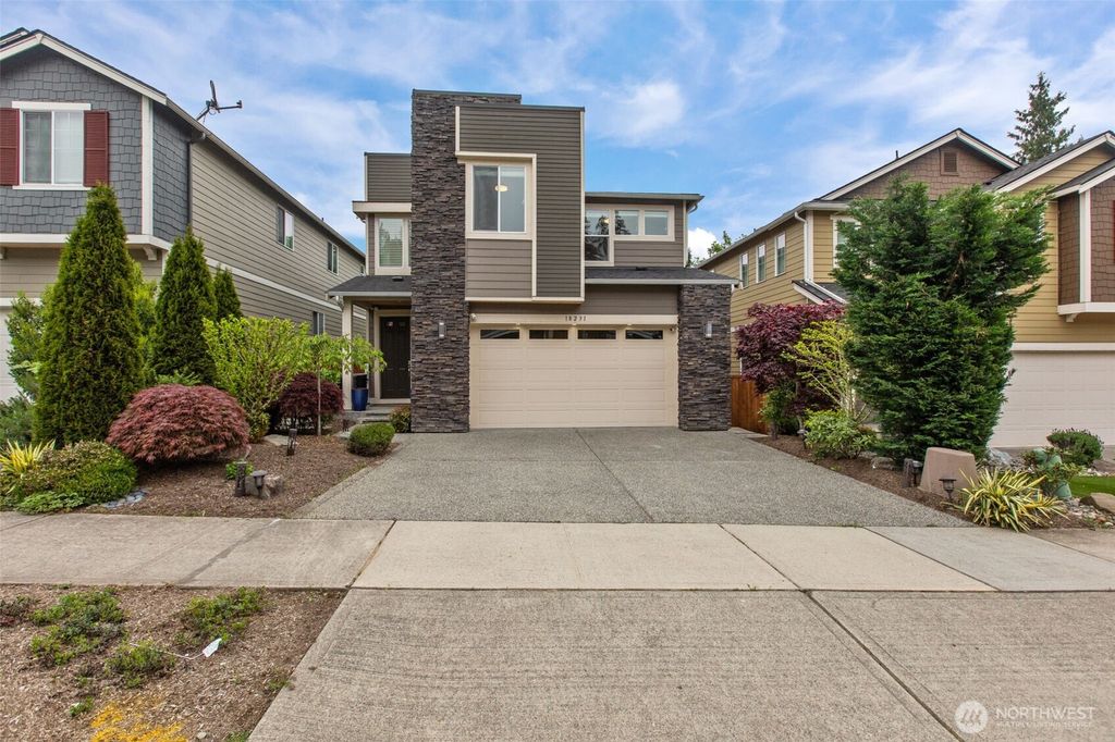 Photo of 18231 3rd Drive SE, Bothell, WA 98012 (MLS # 2518345)