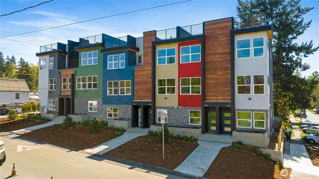 Photo of 2421 SW Findlay Street, Seattle, WA 98106 (MLS # 2380053)