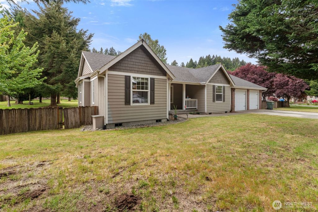 Photo of 9519 185th Avenue SW, Rochester, WA 98579 (MLS # 2511256)