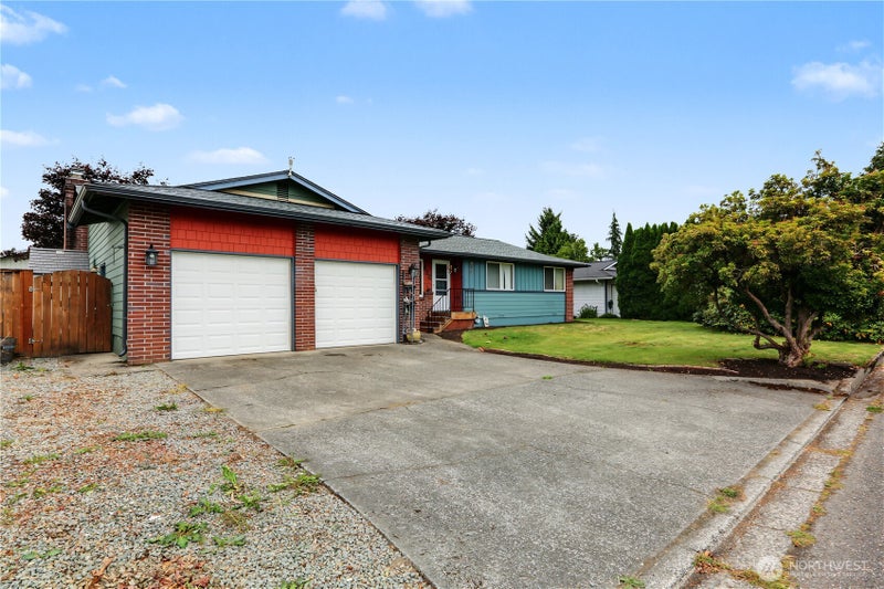 820 Dana Drive