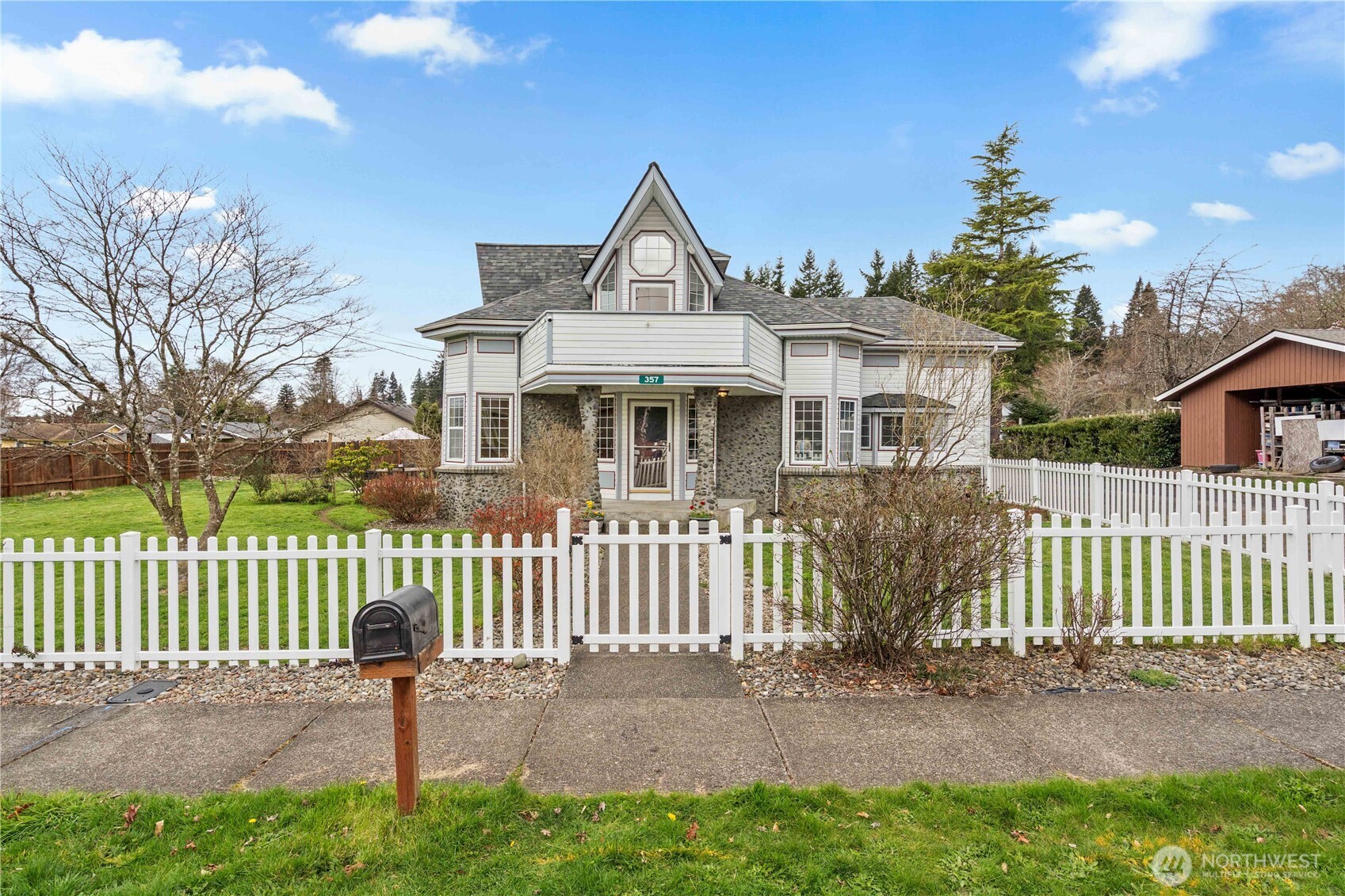 357 N Sylvia Street