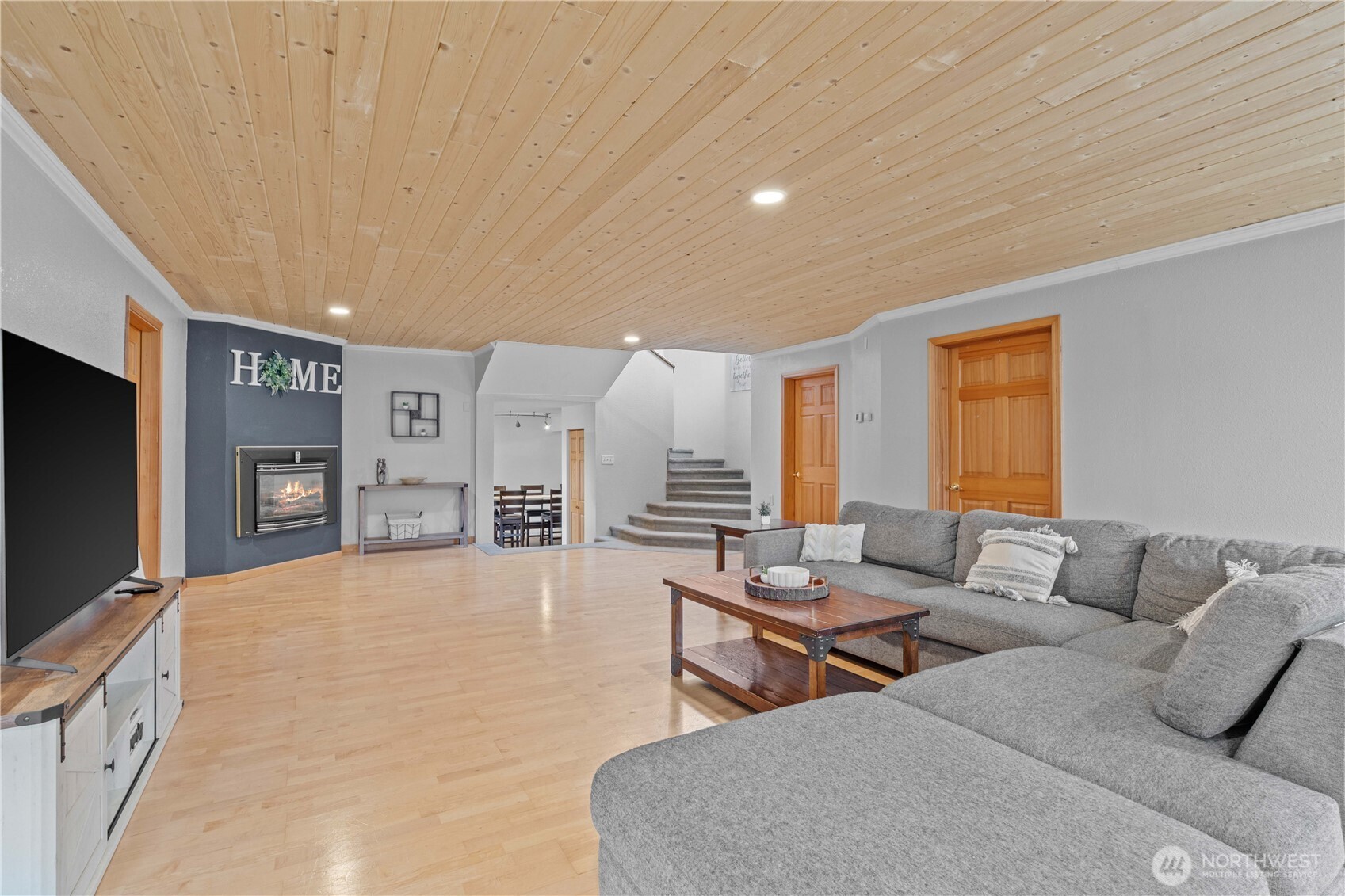 357 N Sylvia Street