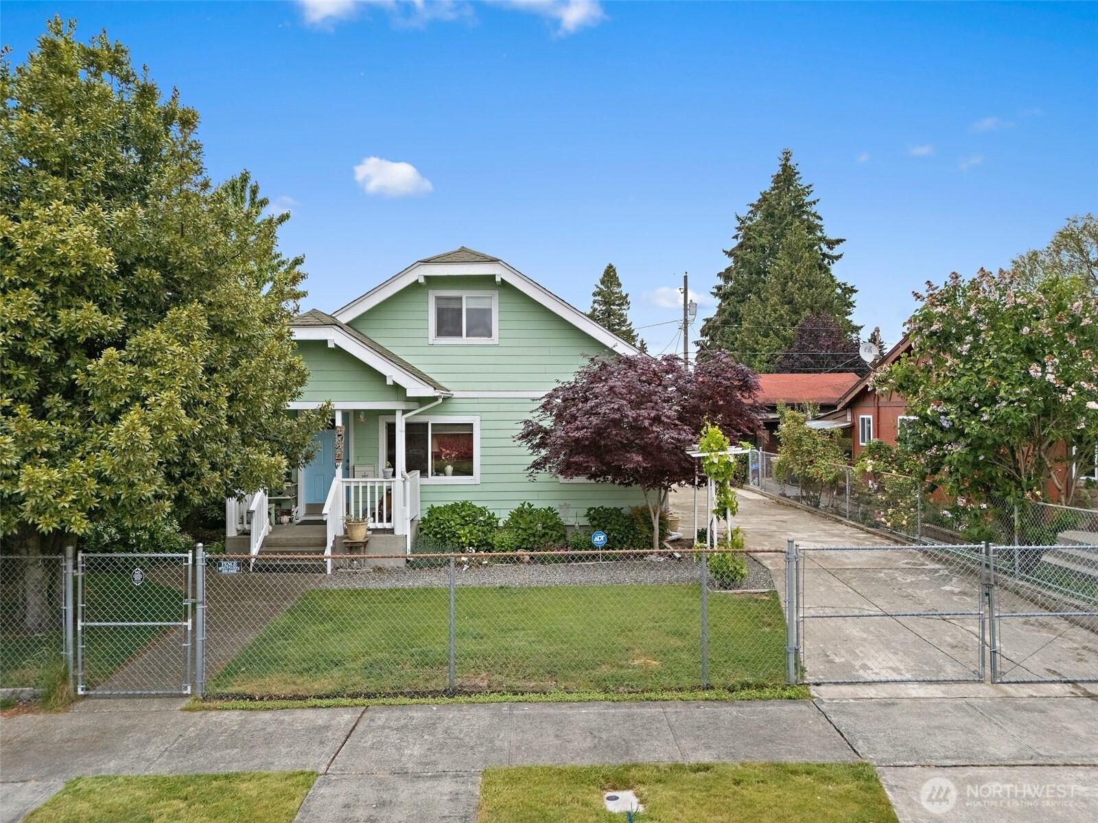 1027 S 60th Street