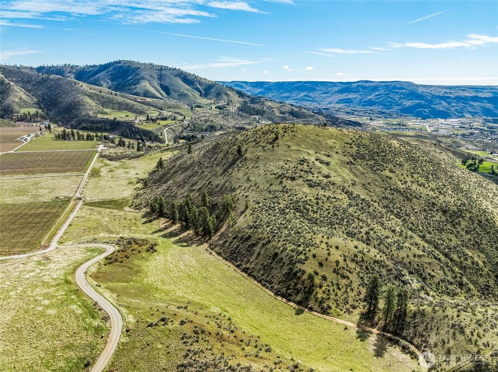 Photo of 0 Skyfall Lane #E, Chelan, WA 98816 (MLS # 2493841)