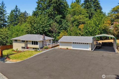 Photo of 18415 9th Street E, Lake Tapps, WA 98391 (MLS # 2554531)