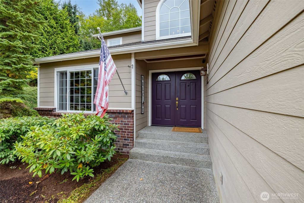 Photo of 1014 S 38th Place, Mount Vernon, WA 98274 (MLS # 2501420)
