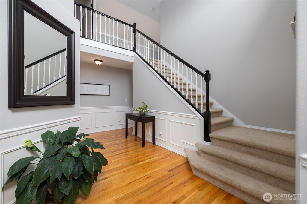 Photo of 1014 S 38th Place, Mount Vernon, WA 98274 (MLS # 2501420)