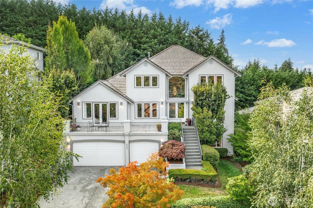 Photo of 4437 160th Avenue SE, Bellevue, WA 98006 (MLS # 2355112)