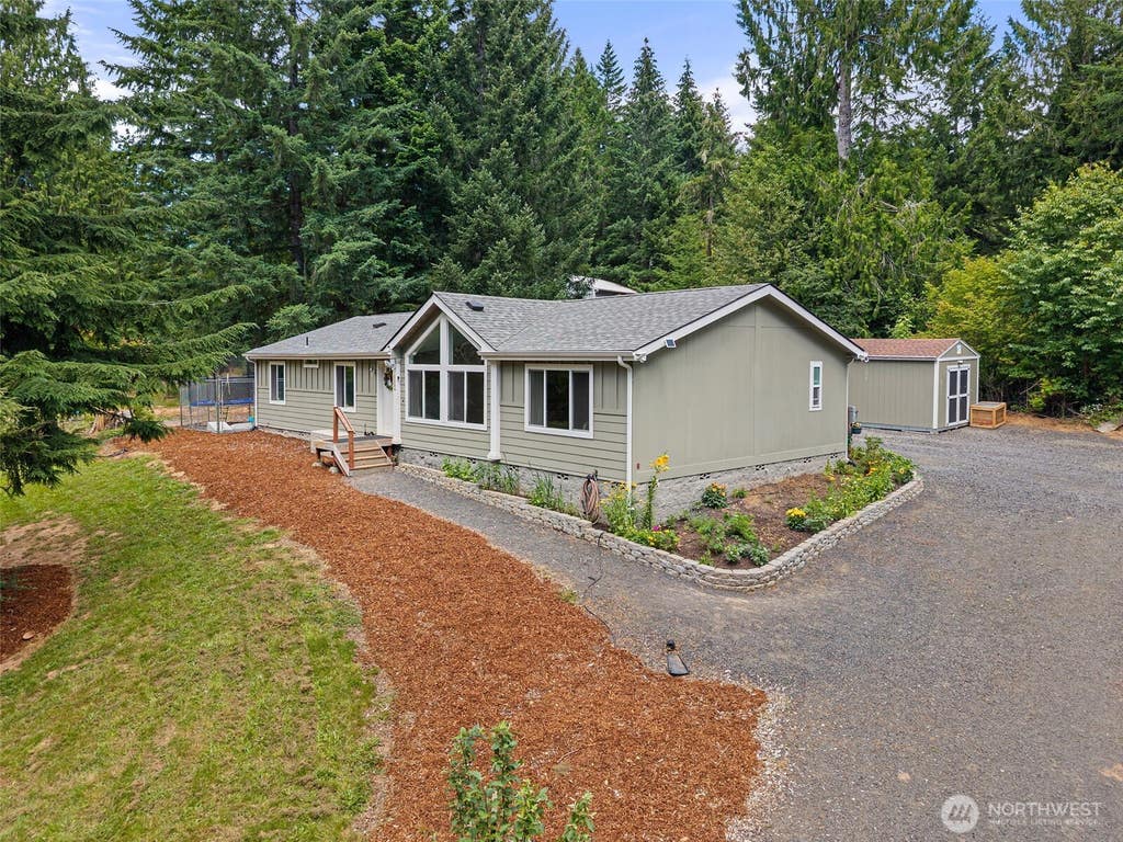Photo of 127 Brookside Lane, Chehalis, WA 98532 (MLS # 2552463)