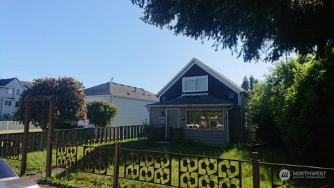 A home in Everett