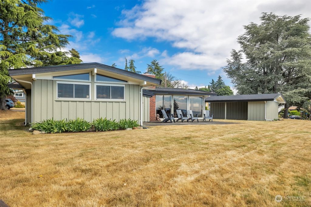 Photo of 23045 Thunderbird Drive S, Des Moines, WA 98198 (MLS # 2126194)