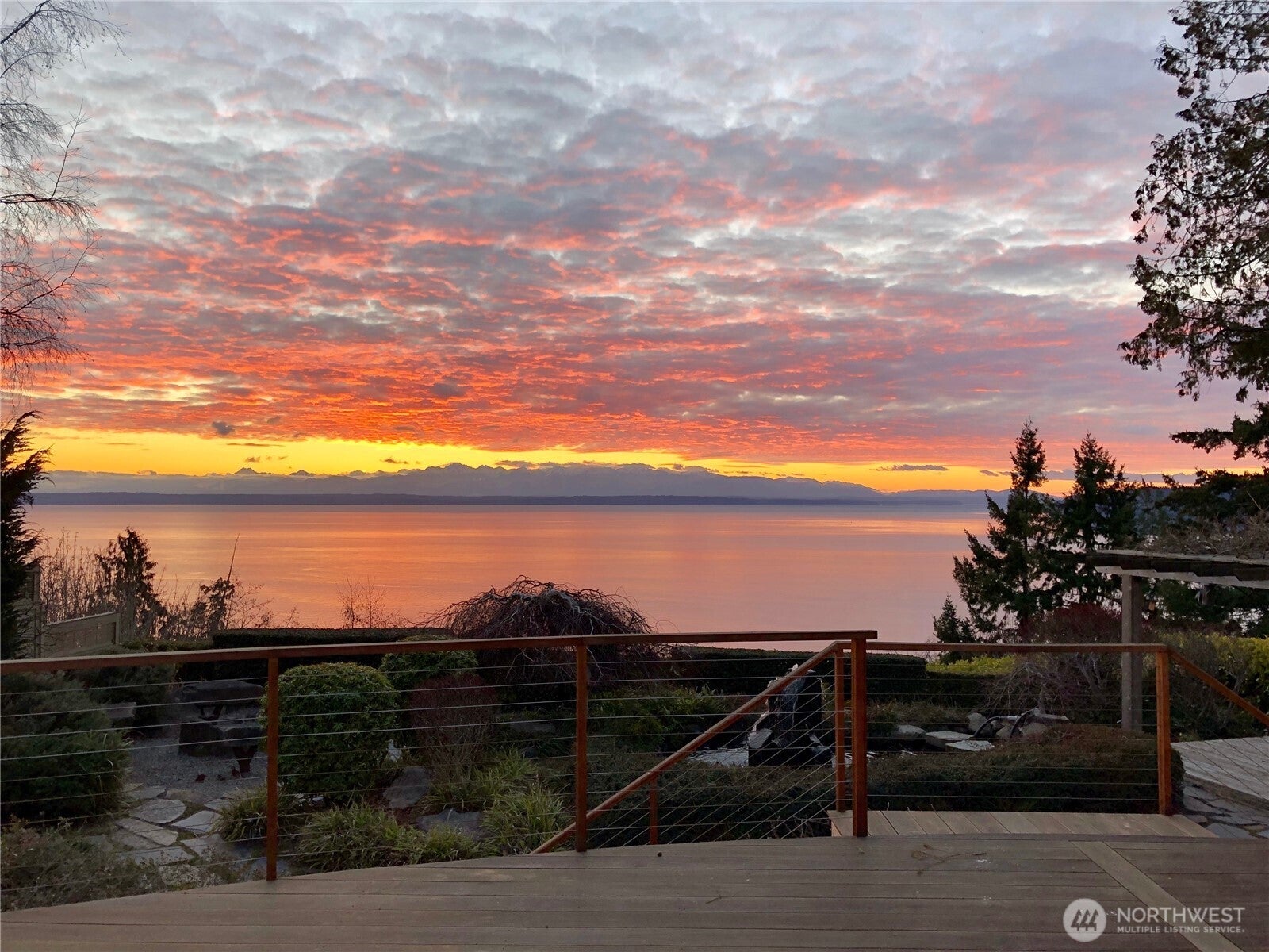 11912 Marine View Drive