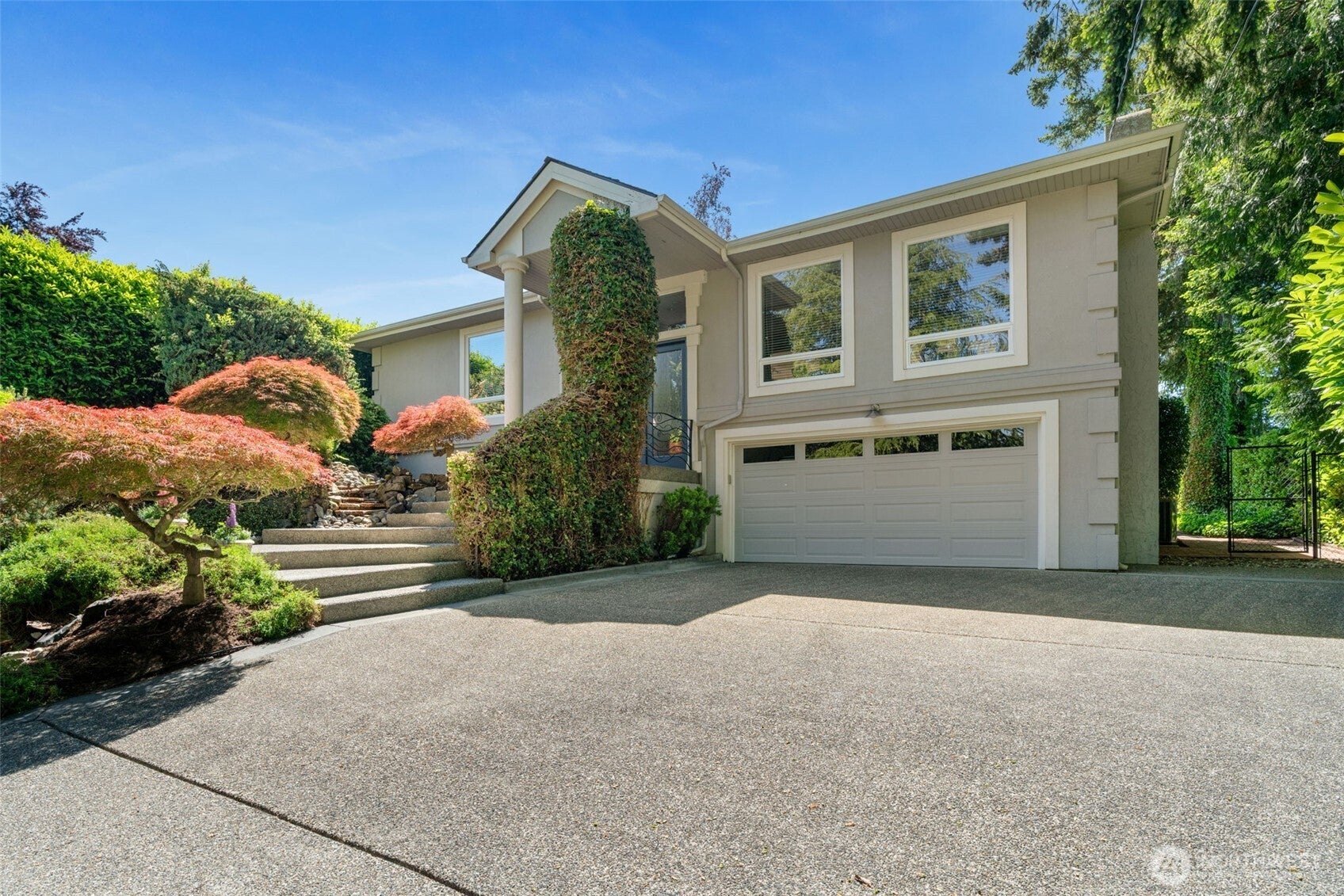 11912 Marine View Drive