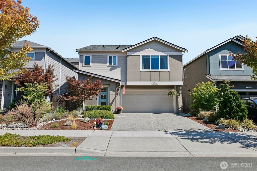 Photo of 12931 173rd Drive SE, Snohomish, WA 98290 (MLS # 2572464)