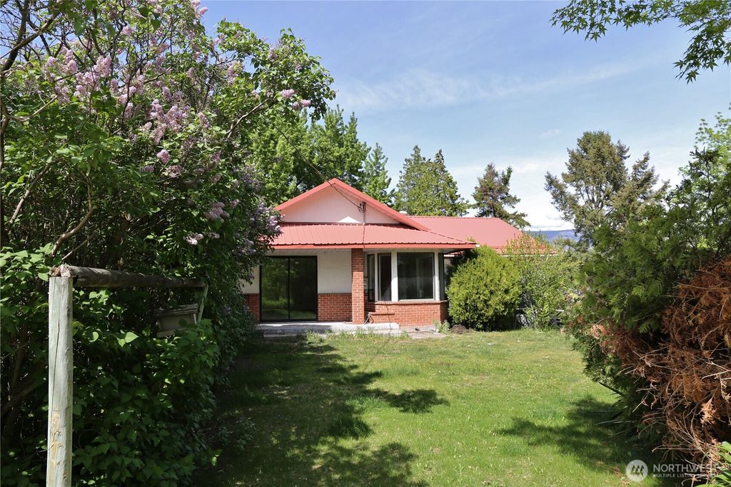 Photo of 33364 97 Highway, Oroville, WA 98844 (MLS # 2449318)