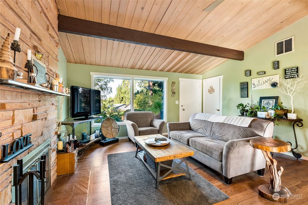 Photo of 235 S 196th Place, Des Moines, WA 98148 (MLS # 2005787)