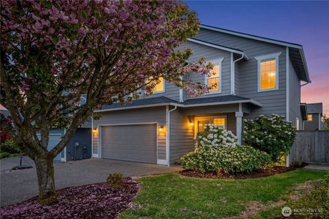 Photo of 1016 99th Street SW, Everett, WA 98204 (MLS # 2517879)