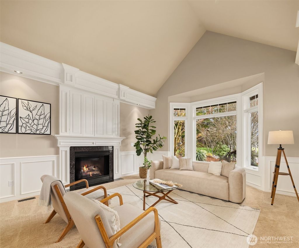 Photo of 14619 196th Avenue SE, Renton, WA 98059 (MLS # 2348757)