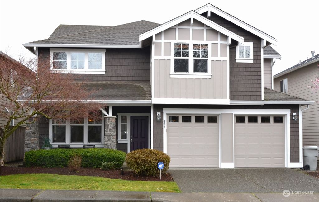 Photo of 208 Orcas Place SE, Renton, WA 98059 (MLS # 2054071)