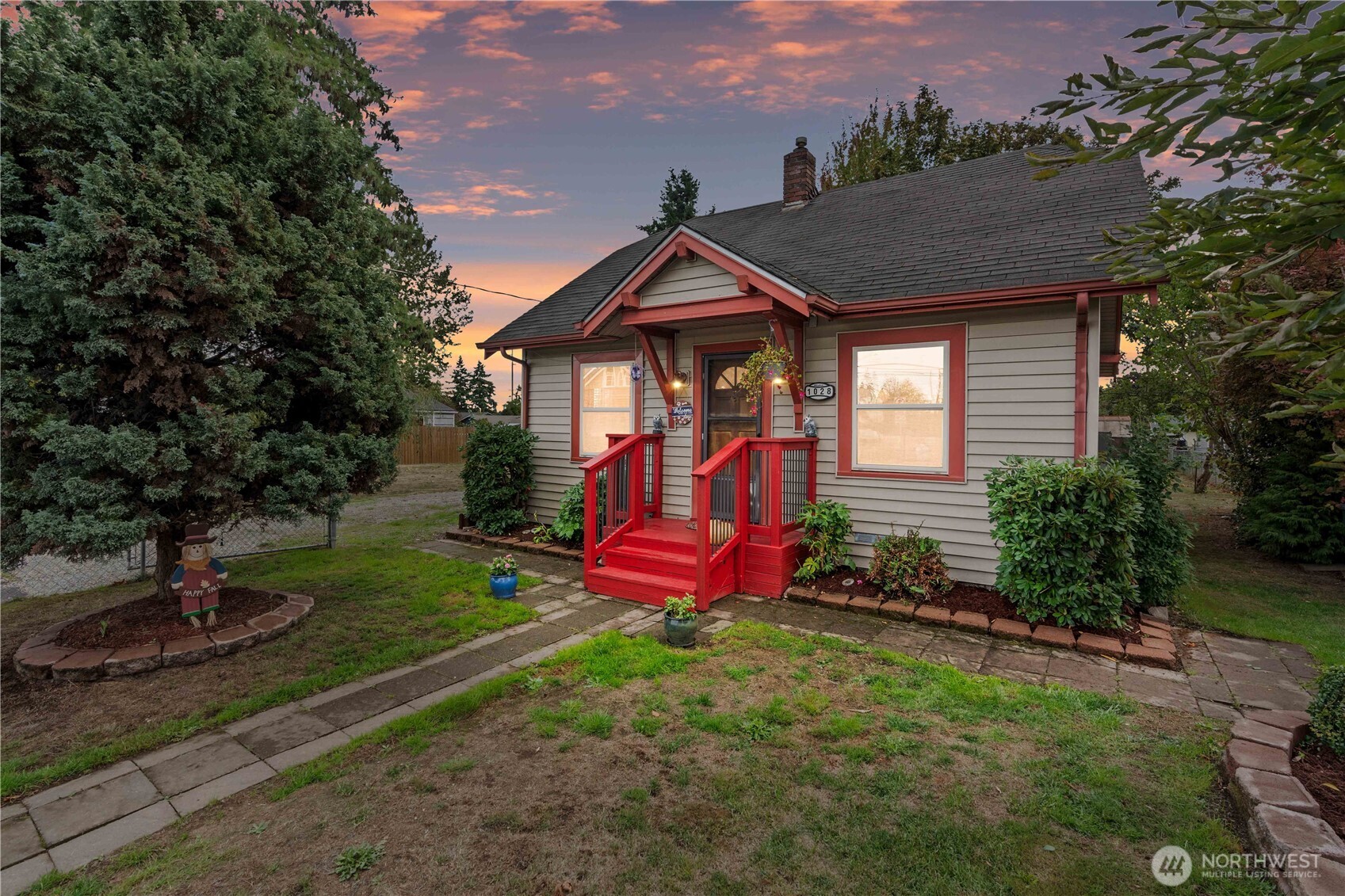 1028 E 64th Street