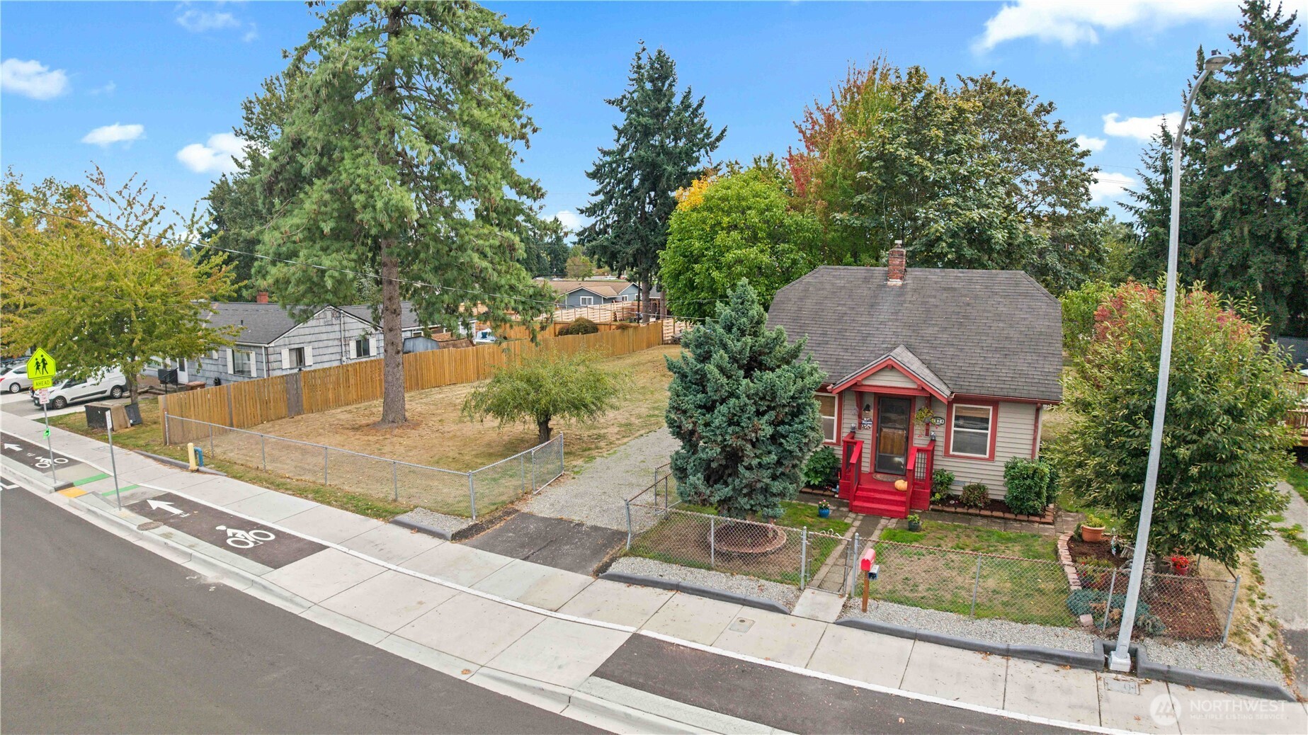 1028 E 64th Street