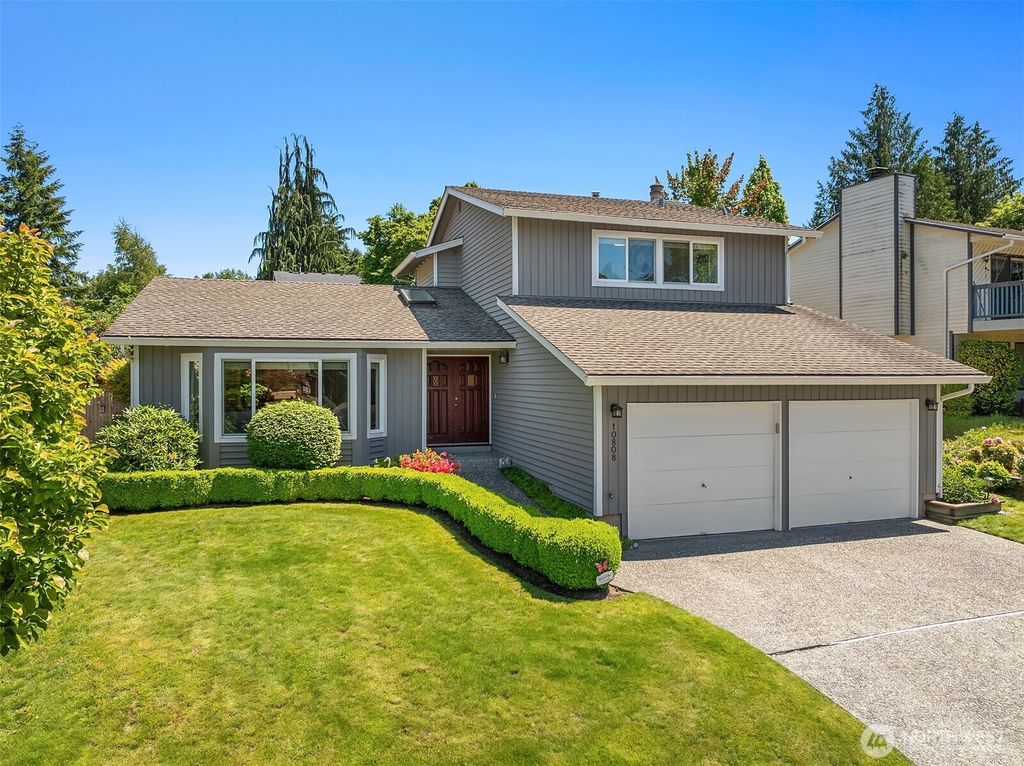 Photo of 10808 158th Court NE, Redmond, WA 98052 (MLS # 2384462)