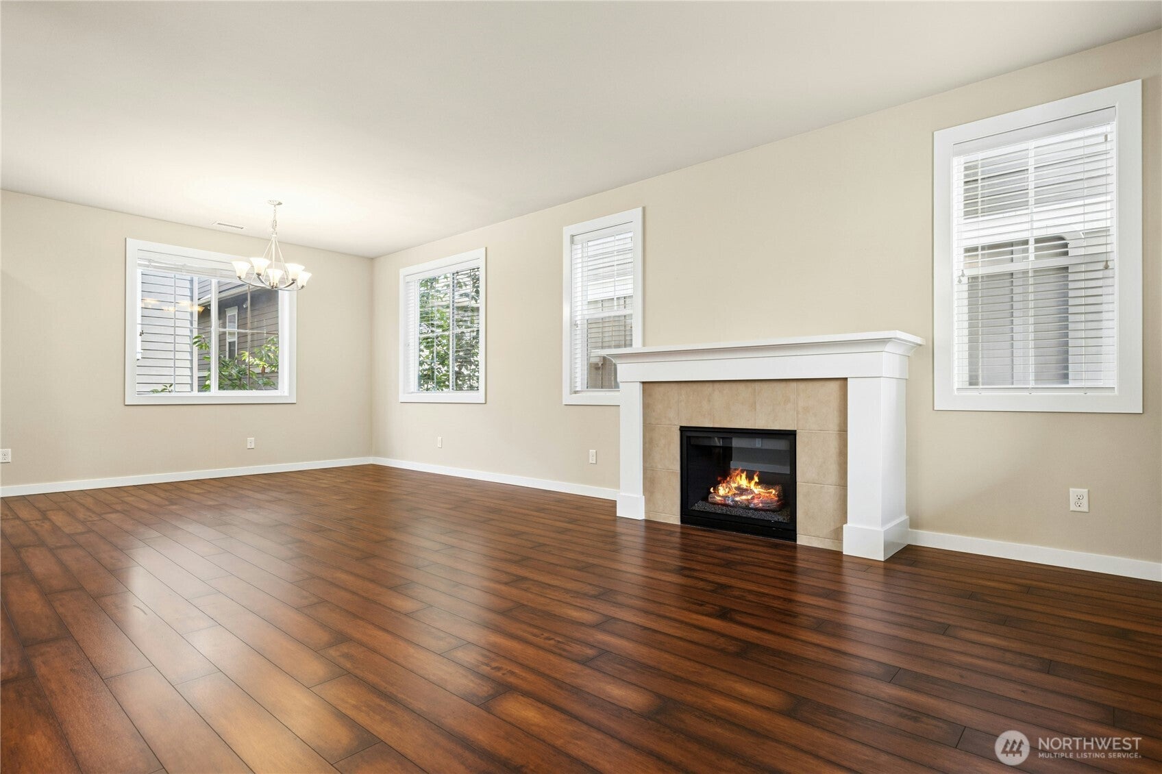 365 NE Denny Way