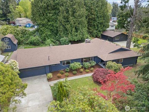 Photo of 19420 143rd Place SE, Renton, WA 98058 (MLS # 2515452)