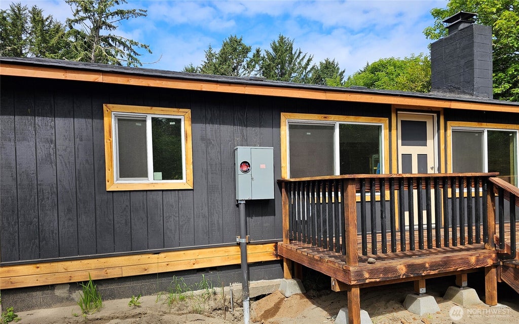 Photo of 2231 SR 105, Grayland, WA 98547 (MLS # 2536410)
