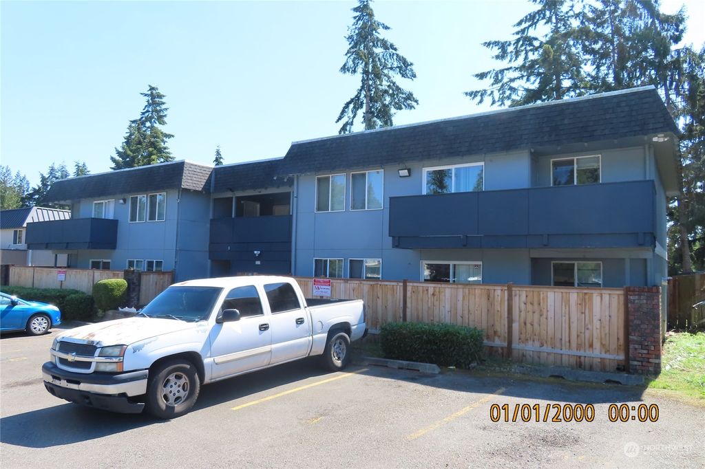 Photo of 1727 S 305th Place, Federal Way, WA 98003 (MLS # 2286969)