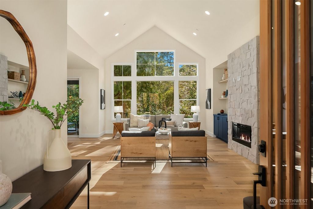 Photo of 19326 143rd Place SE, Renton, WA 98058 (MLS # 2326928)