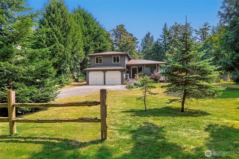 Photo of 4129 SE Rodstol Lane LN, Port Orchard, WA 98366 (MLS # 2592910)