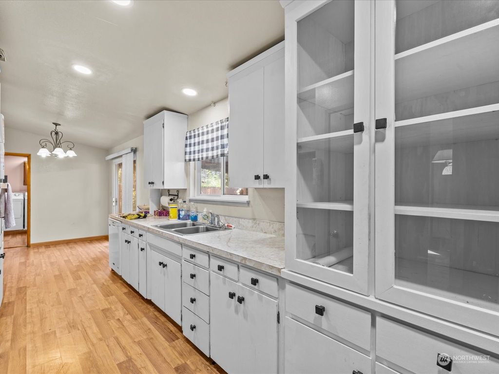 Photo of 30105 2nd Place SW, Federal Way, WA 98023 (MLS # 2174245)