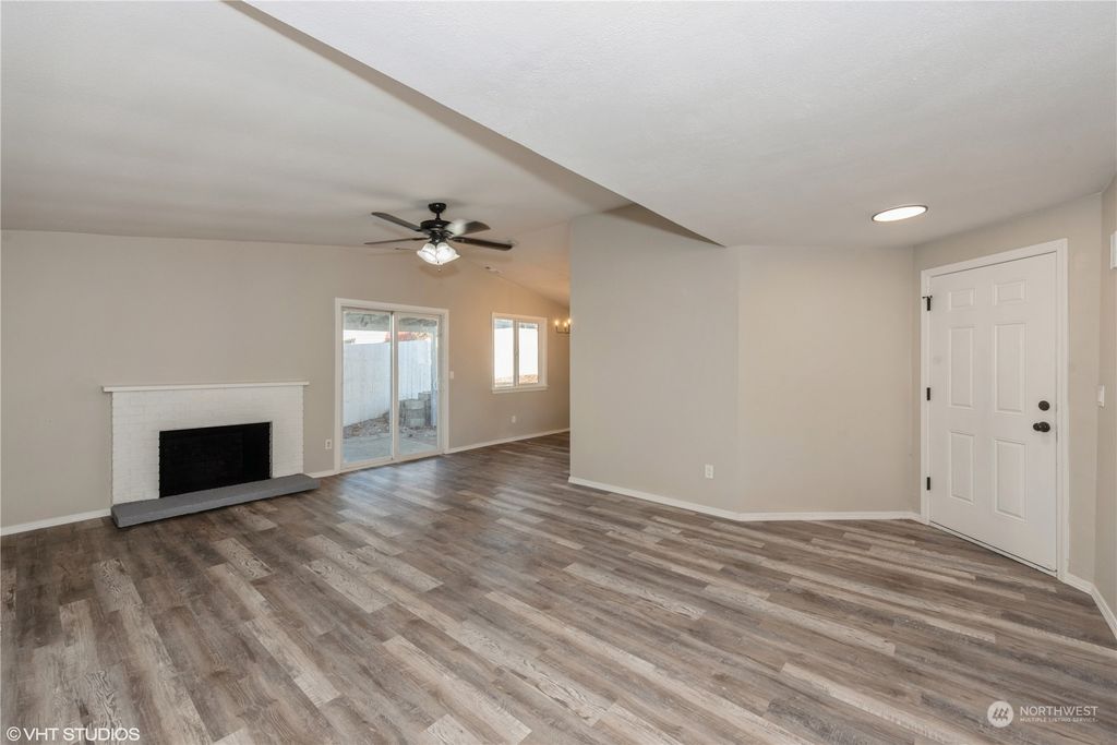 Photo of 19742 SE 263rd Place, Covington, WA 98042 (MLS # 1861427)