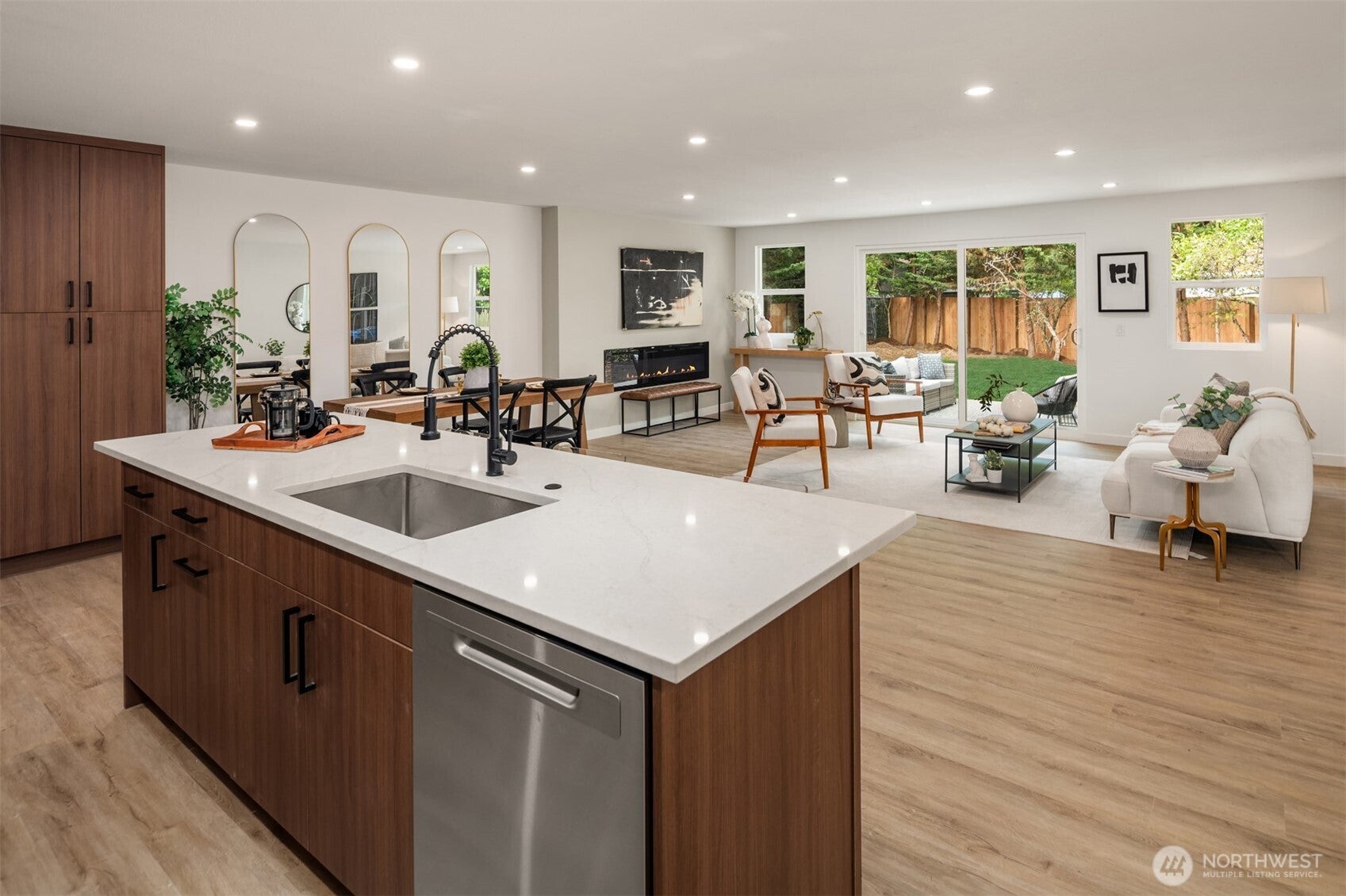 4910 NE 1st Court