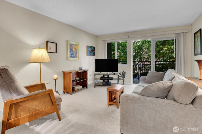 275 W Roy Street 205
