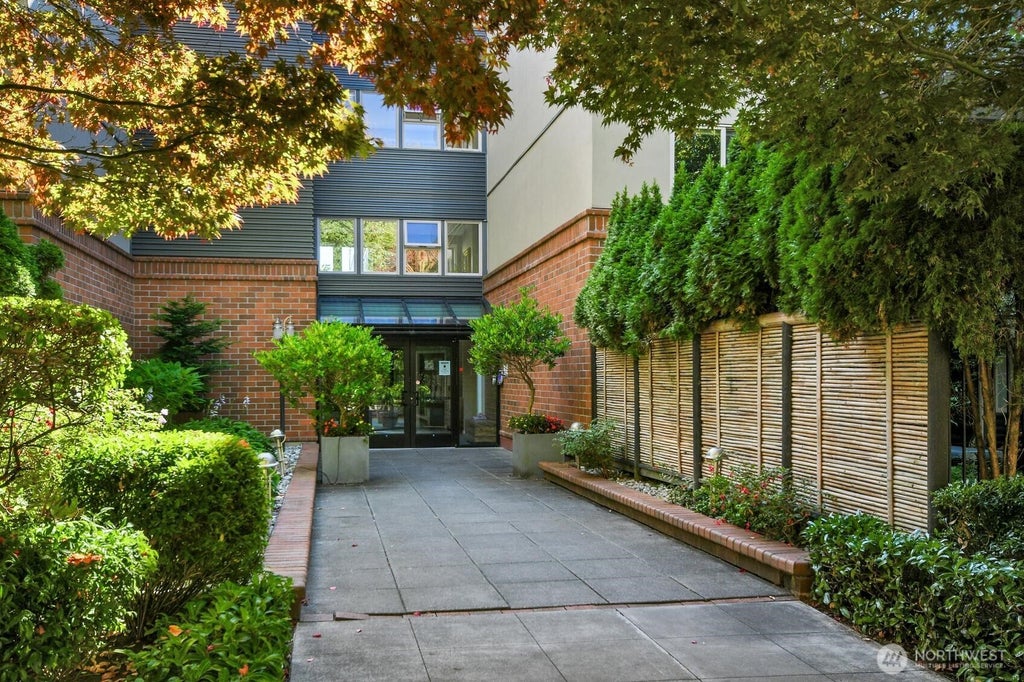 Photo of 275 W Roy Street #205, Seattle, WA 98119 (MLS # 2580462)