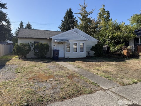 Photo of 6044 S Oakes Street, Tacoma, WA 98409 (MLS # 2590776)