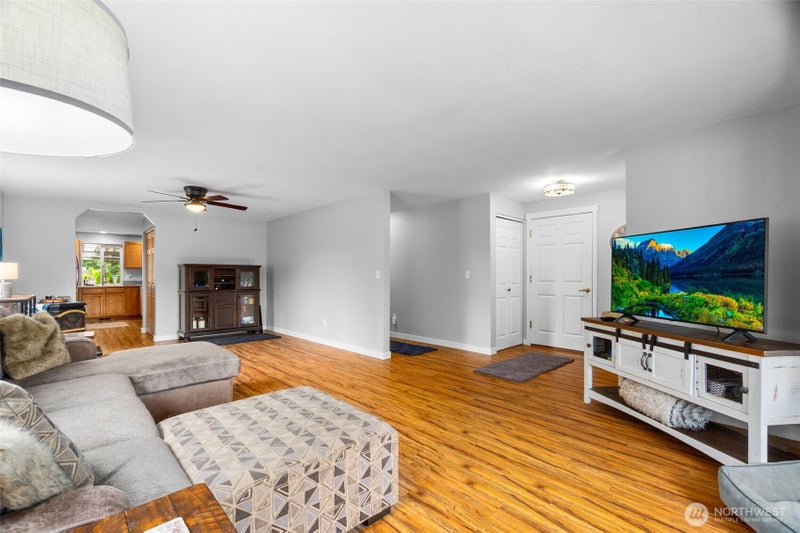 17811 Gilbert Street SE