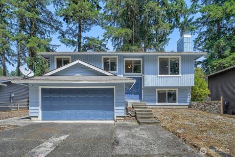 Photo of 18608 SE 265th Street, Covington, WA 98042 (MLS # 2555620)