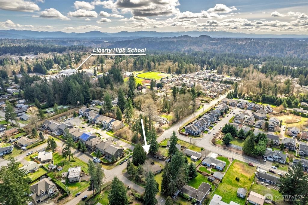 Photo of 16055 SE 135th Street, Renton, WA 98059 (MLS # 2510596)