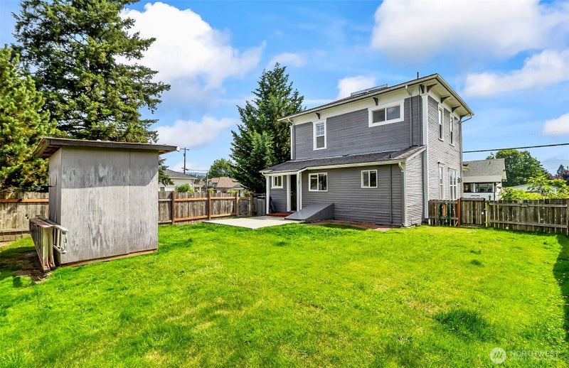 307 3rd Street