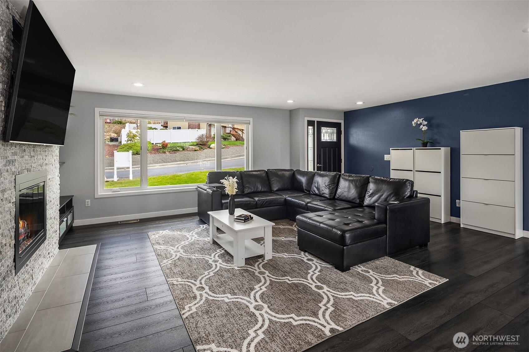 32527 23rd Avenue SW