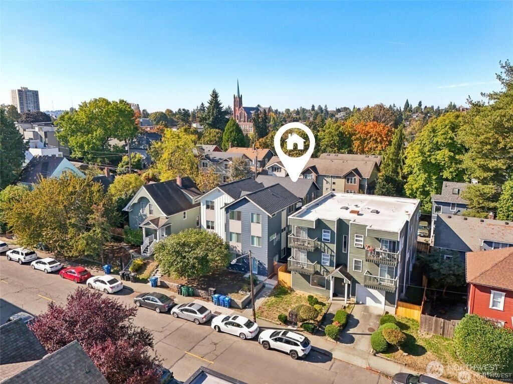 Photo of 5259 Brooklyn Avenue NE, Seattle, WA 98105 (MLS # 2435448)