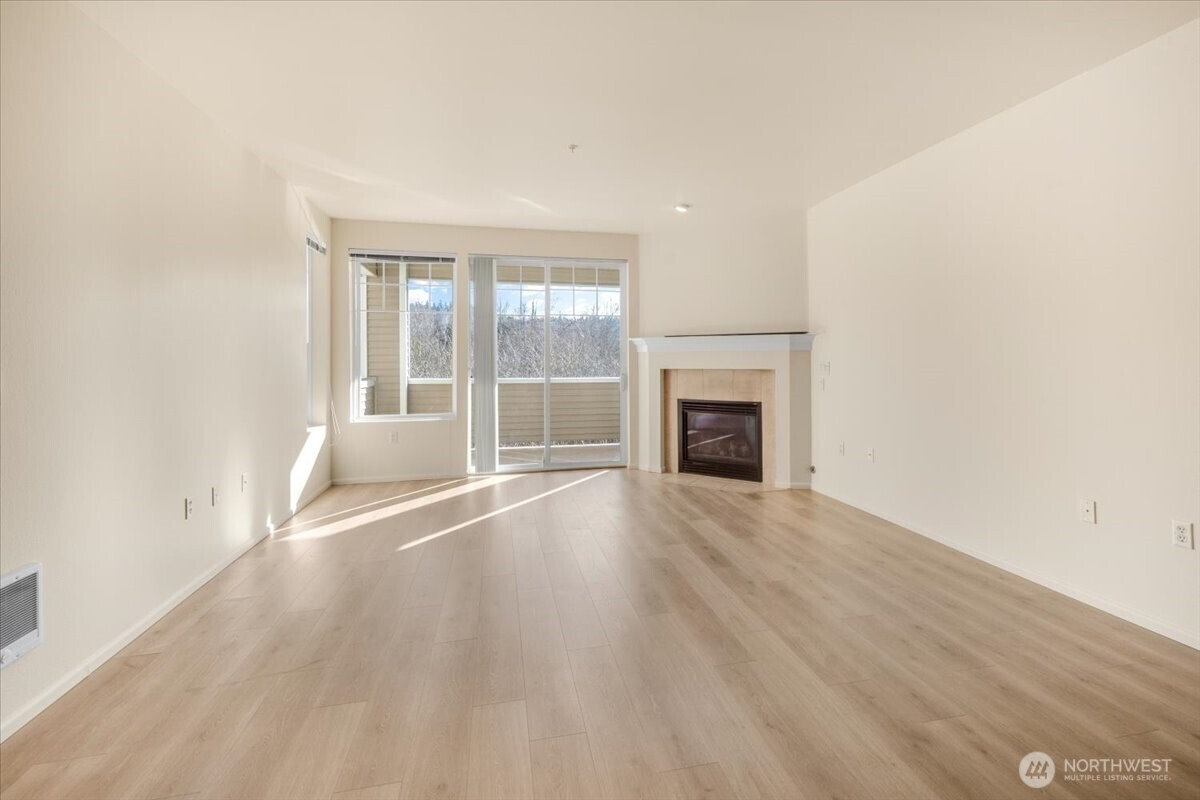2244 132nd Avenue SE B112