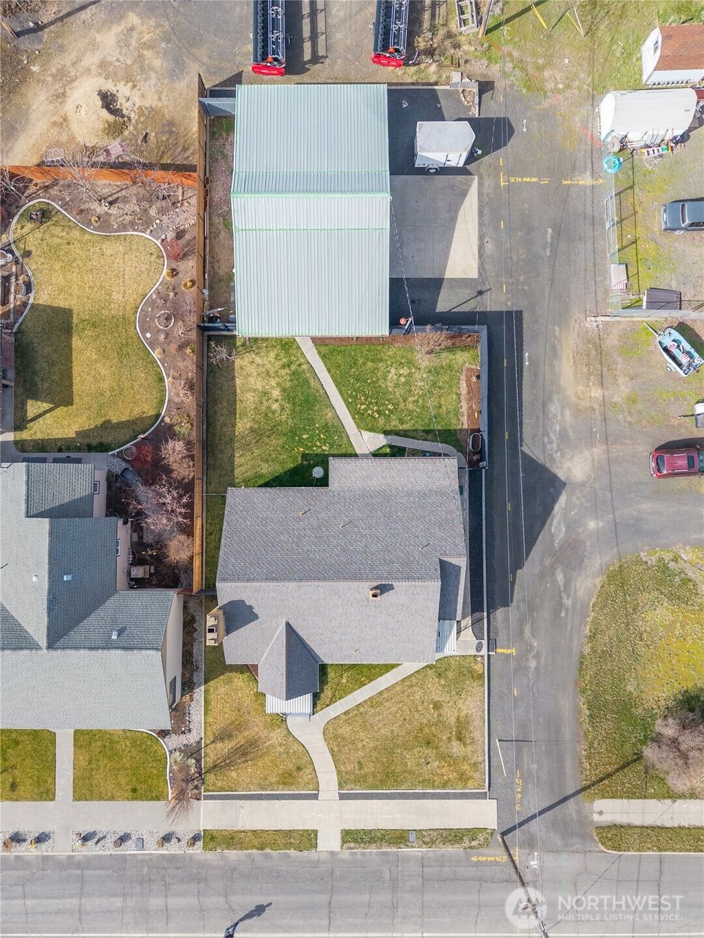 Photo of 206 S Alder Street, Odessa, WA 99159 (MLS # 2489902)