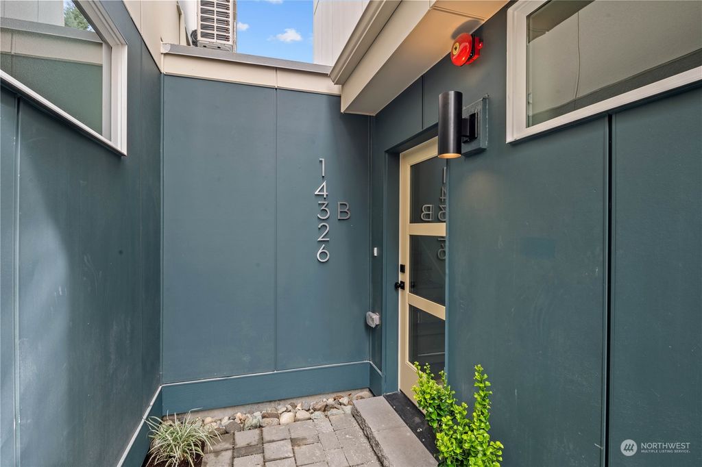 Photo of 14326 Wallingford Avenue N #B, Seattle, WA 98133 (MLS # 2162173)