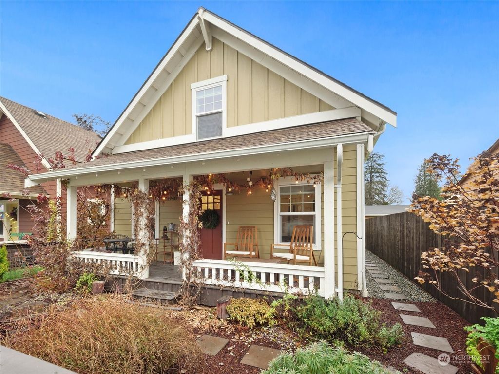 Photo of 31948 E Blanche Street, Carnation, WA 98014 (MLS # 2184522)