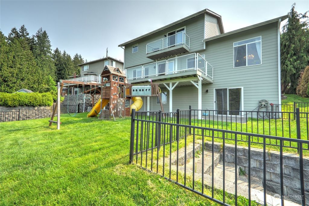 Photo of 8006 72nd Drive NE, Marysville, WA 98270 (MLS # 2068084)